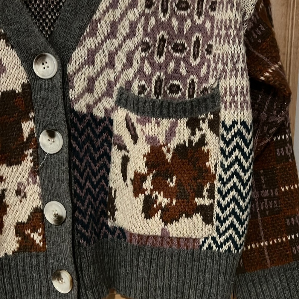 Entro Cardigan Sweater - Picture 3 of 3